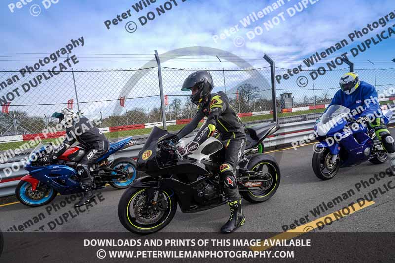 donington no limits trackday;donington park photographs;donington trackday photographs;no limits trackdays;peter wileman photography;trackday digital images;trackday photos